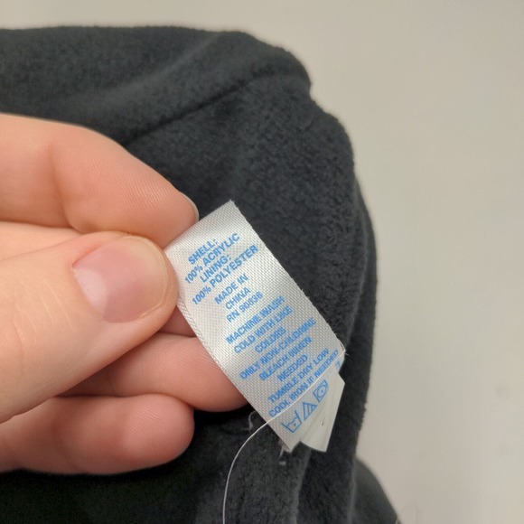 CLIF Bar Men's Knit Beanie Hat Red Embroidered Logo 100% Acrylic - Picture 13 of 13